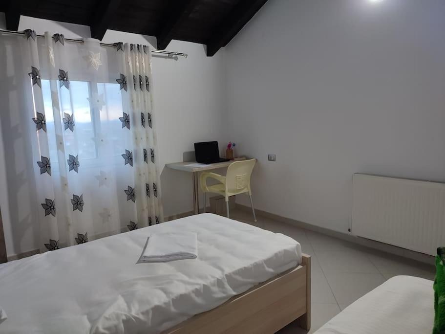 Guest House Ilir Berat Ngoại thất bức ảnh