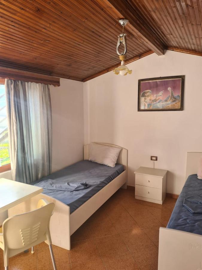 Guest House Ilir Berat Ngoại thất bức ảnh