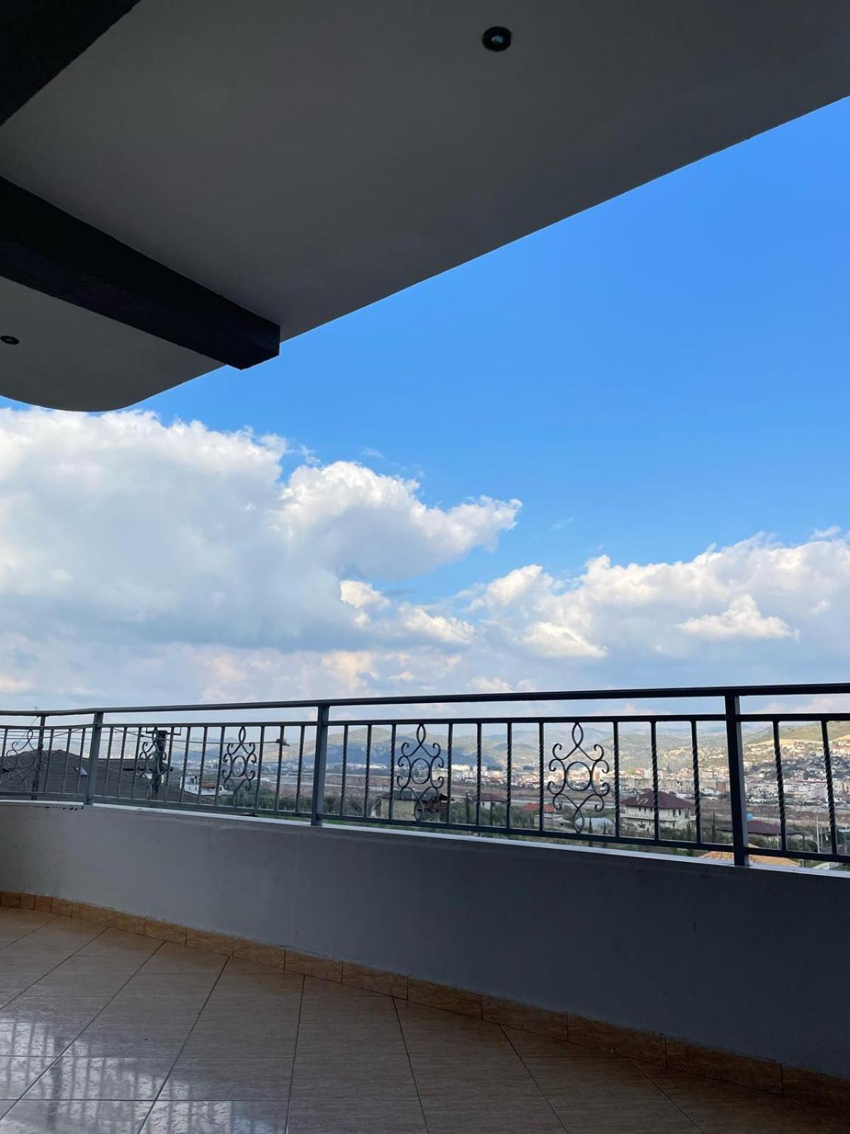 Guest House Ilir Berat Ngoại thất bức ảnh
