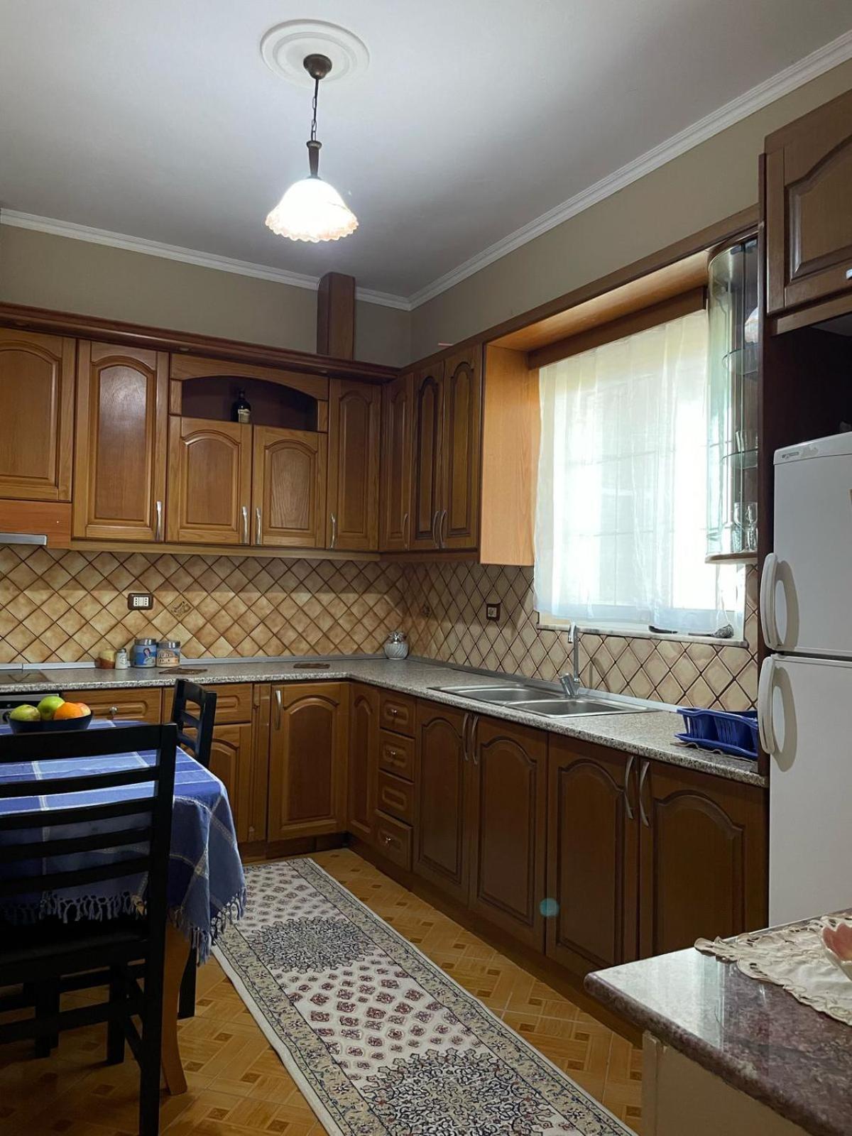 Guest House Ilir Berat Ngoại thất bức ảnh